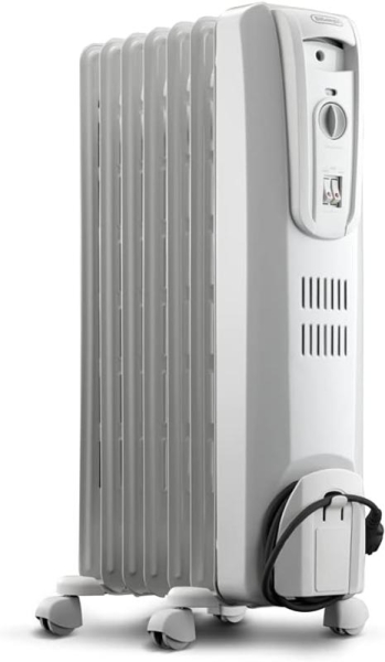 The 9 Best Space Heaters To Keep Your Home Warm This Winter